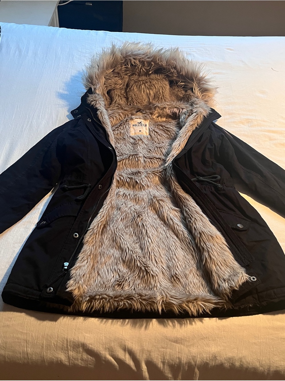 Hollister Women's Black Parka Jacket with Faux Fur Lining
